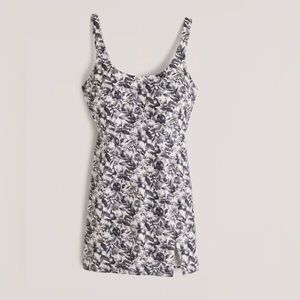A&F 90’s Mini Slip Dress - Navy/White - XL - WORN ONCE !